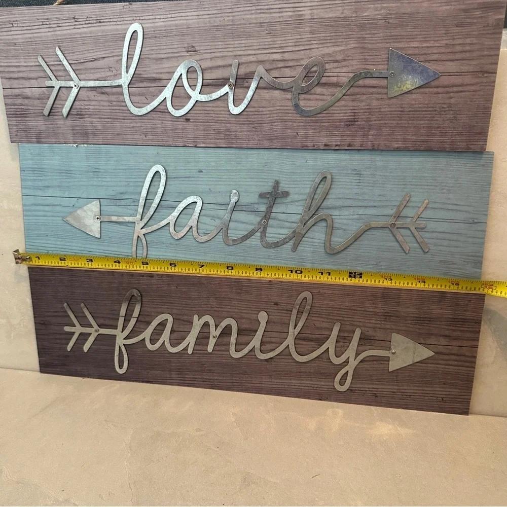 Rustic Farmhouse Wall Sign Love Faith Family Wood Metal Hanging
